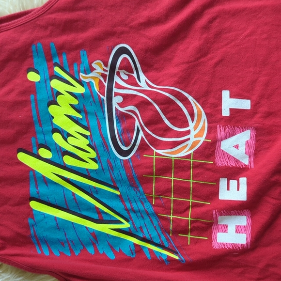 Vintage Nostalgia Co. Miami Heat Sleeveless Top Red XL - Picture 3 of 6